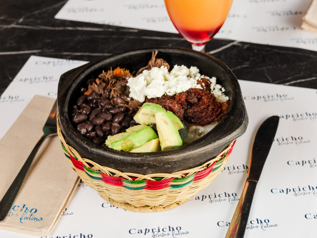 Capricho Bistro Latino 